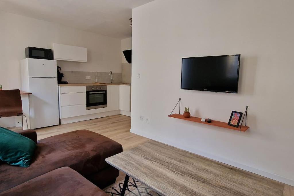 בניולס-סור-מר Appartement En Bord De Mer 2 מראה חיצוני תמונה